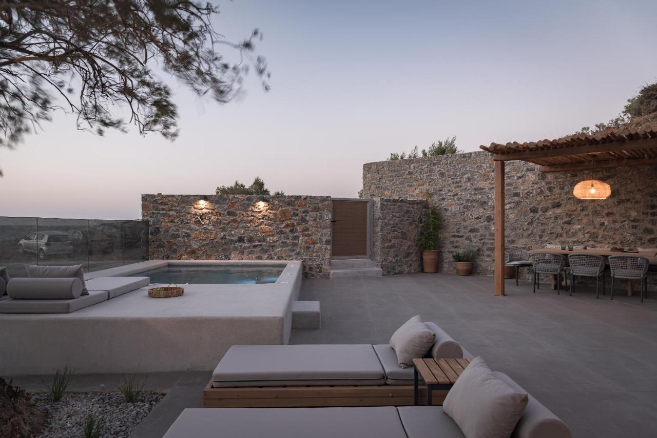 Isla Beach House, A Timeless Retreat, By Thinkvilla Damnoni Exterior photo