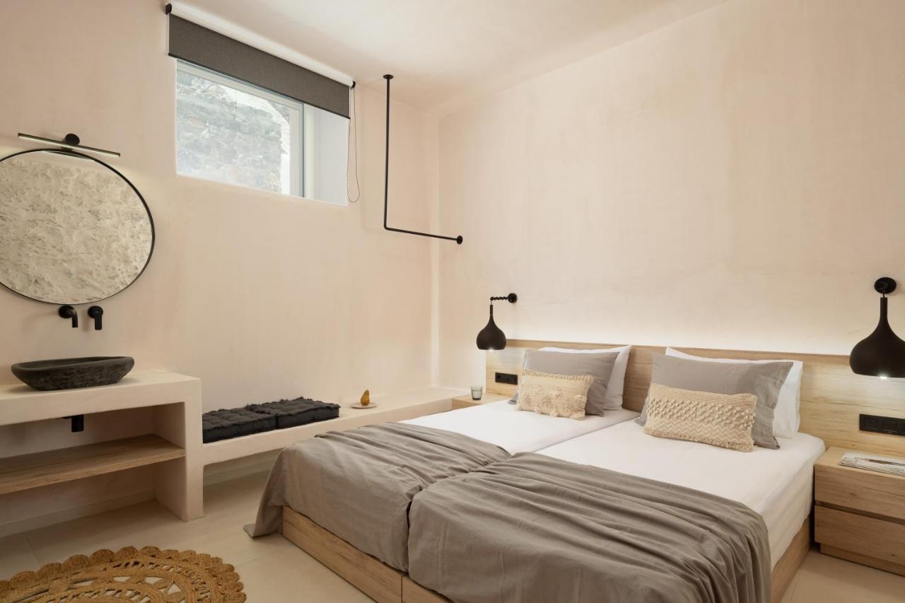 Isla Beach House, A Timeless Retreat, By Thinkvilla Damnoni Exterior photo